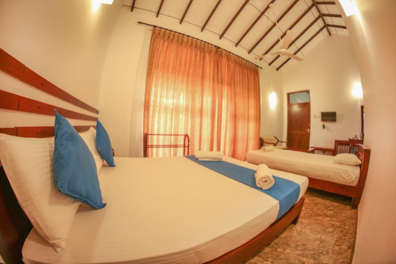 White Rose Beach Resort Маравила Екстериор снимка